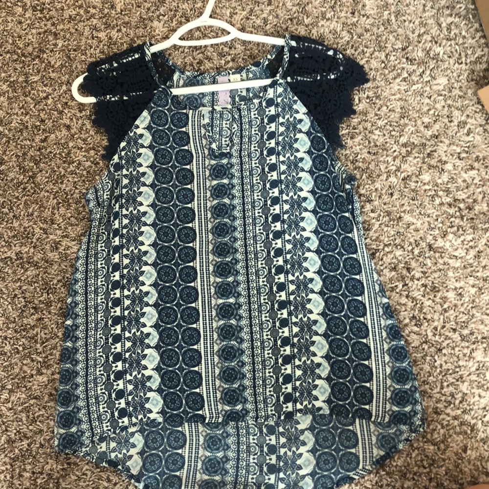 Cute francesca’s blue shirt!